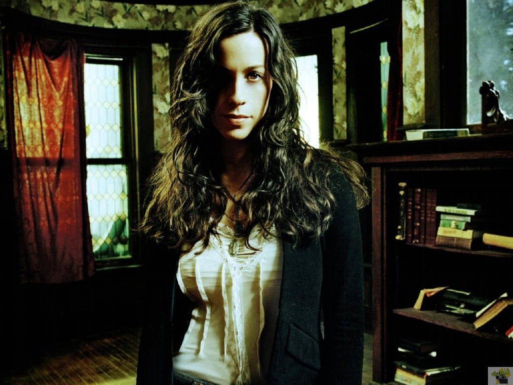 Alanis-Morissette-7
