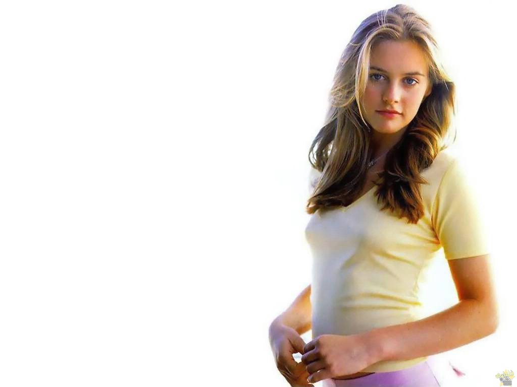 Alicia-Silverstone-51
