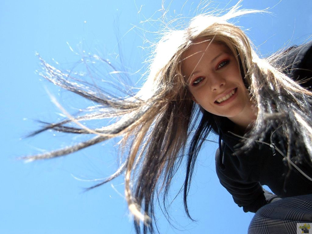 Avril-Lavigne-107