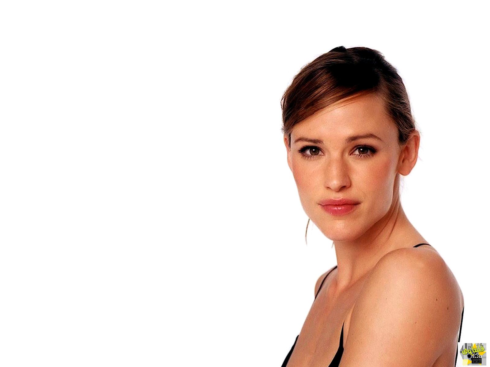 garner2261600x1200