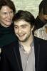 Daniel+Radcliffe+Receives+Portrait+Tony+di+azsYozpybC l